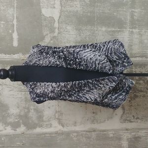 BKE faux fur vest